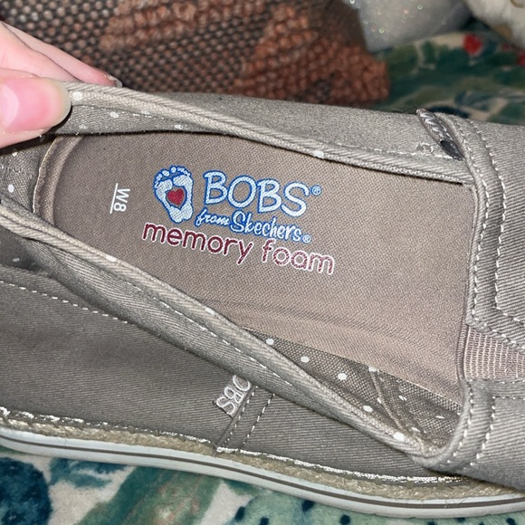 Bobs - Picture 5 of 8